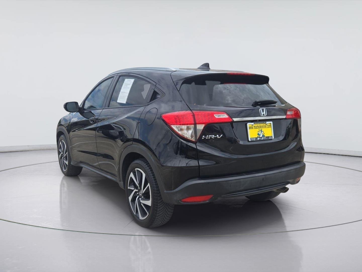 Used 2019 Crystal Black Pearl Honda EX-L image 3