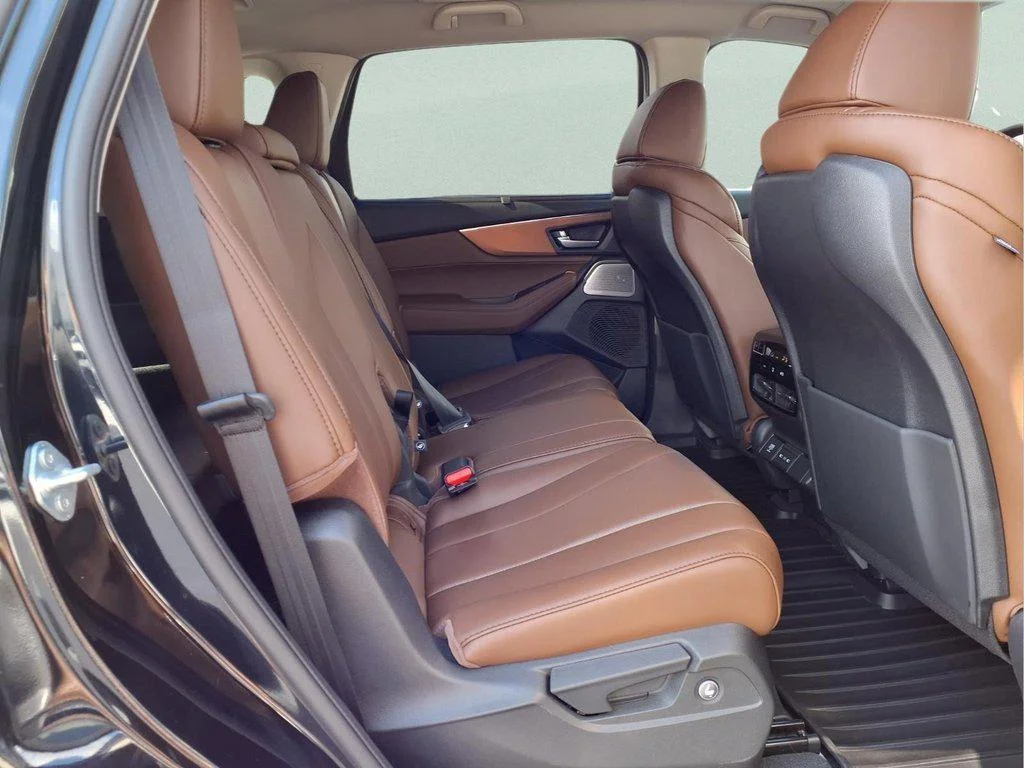 New 2026 Majestic Black Pearl Acura Technology Package image 13