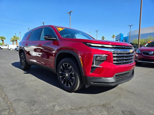 2025 Chevrolet Traverse LT