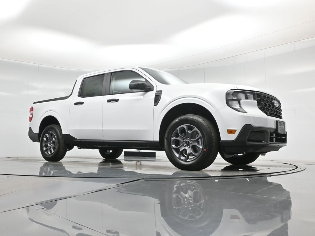 New 2026 Oxford White Ford XLT image 45