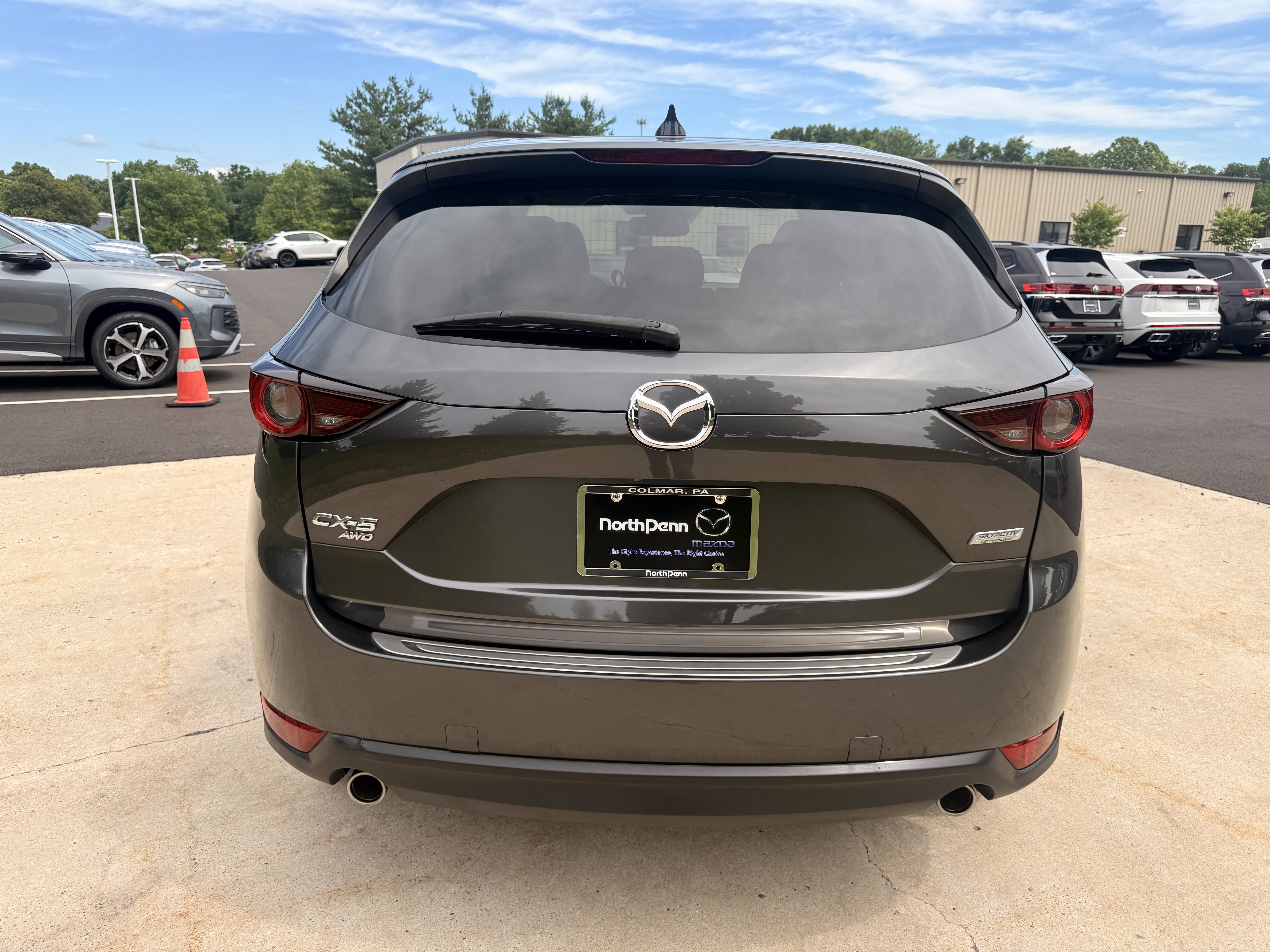 Used 2018 Machine Gray Metallic Mazda Touring image 13