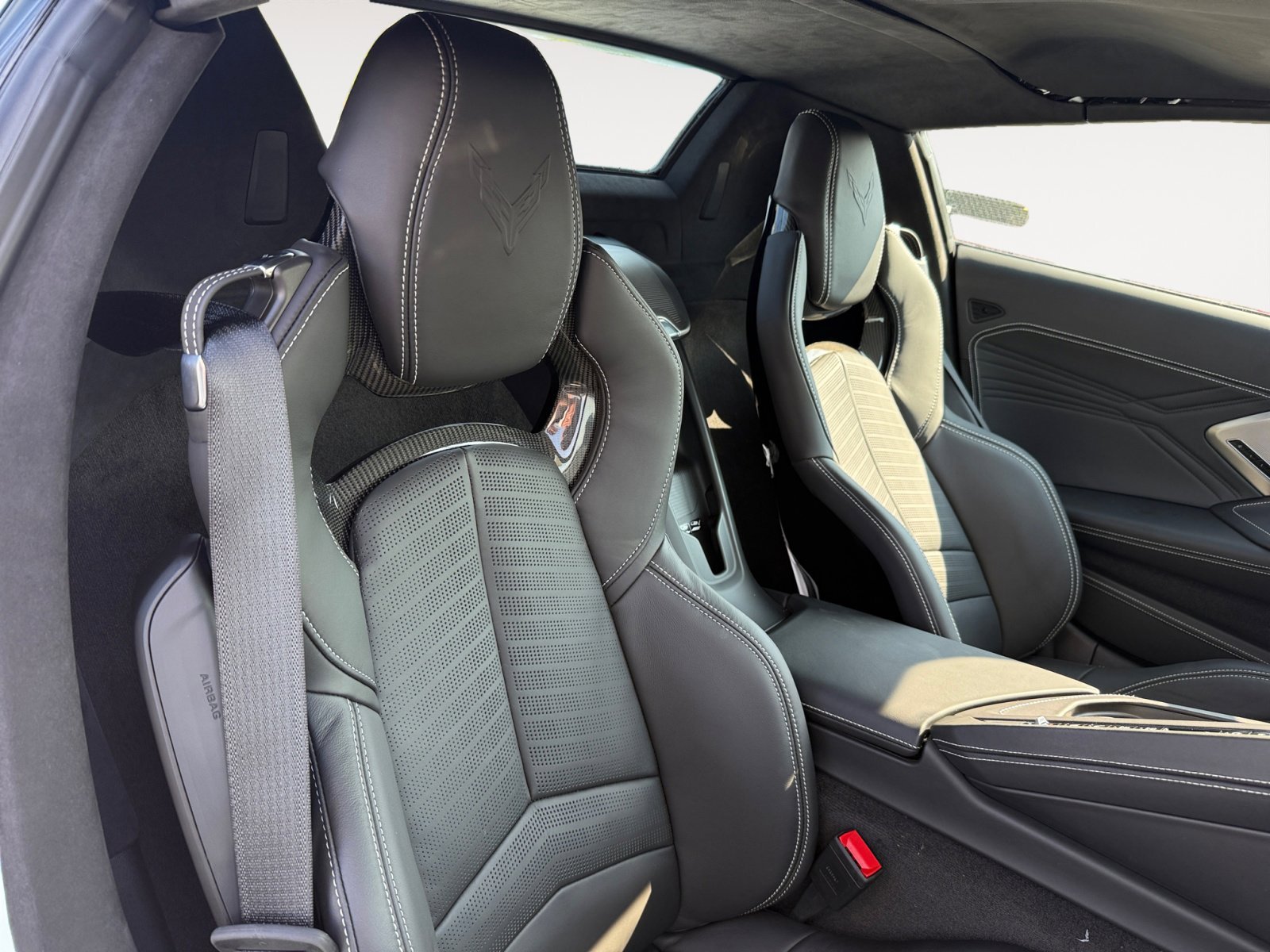 2025 Chevrolet Corvette 3LZ - Photo 18