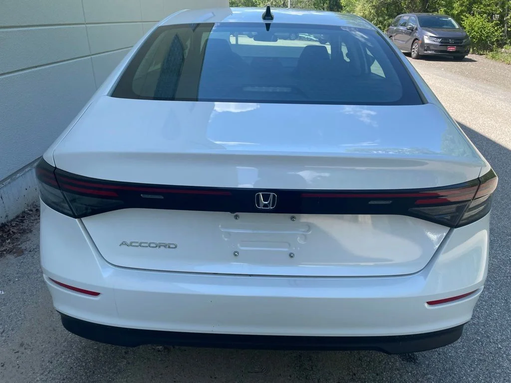 2025 Honda Accord SE - Photo 7