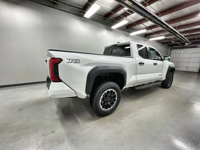 2026 Toyota Tacoma TRD Off Road - Photo 8