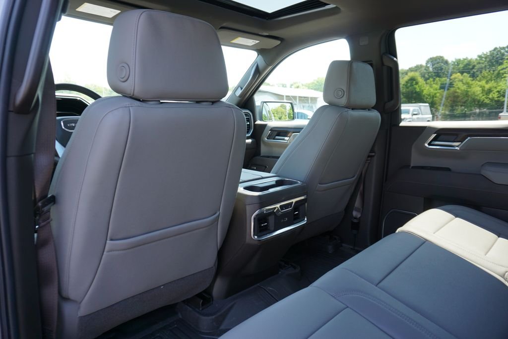 Used 2025 Sterling Metallic GMC SLT image 15