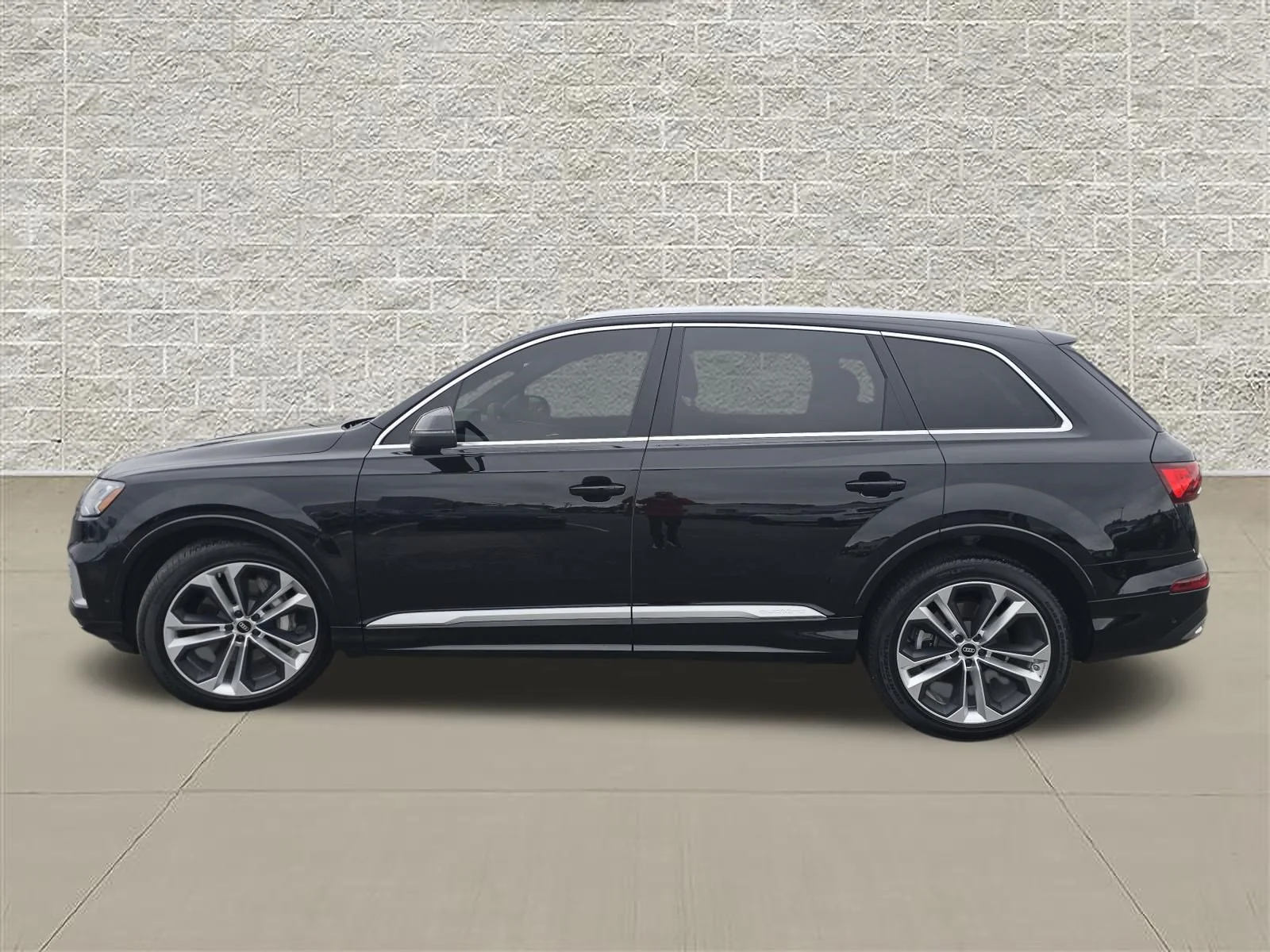 Certified Used 2023 Mythos Black Metallic Audi Prestige image 4