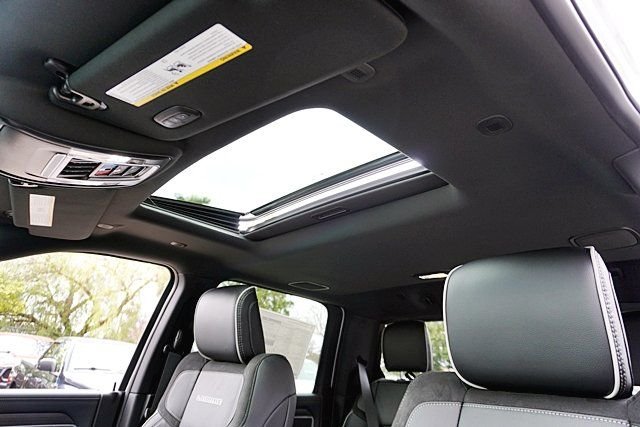 New 2026 Bright White Clear-Coat Exterior Paint RAM Laramie image 20