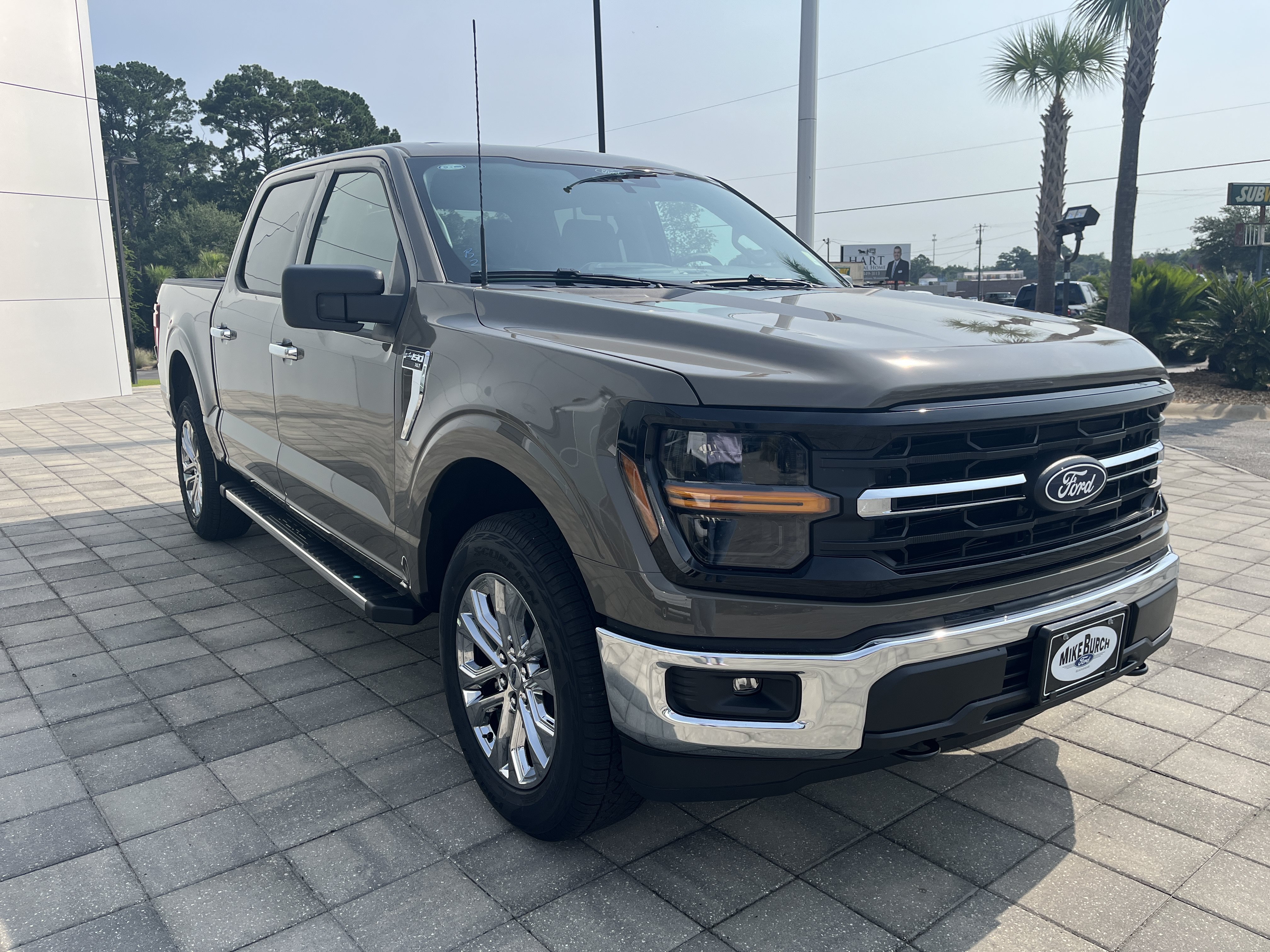 New 2026 Marsh Gray Ford XLT image 8