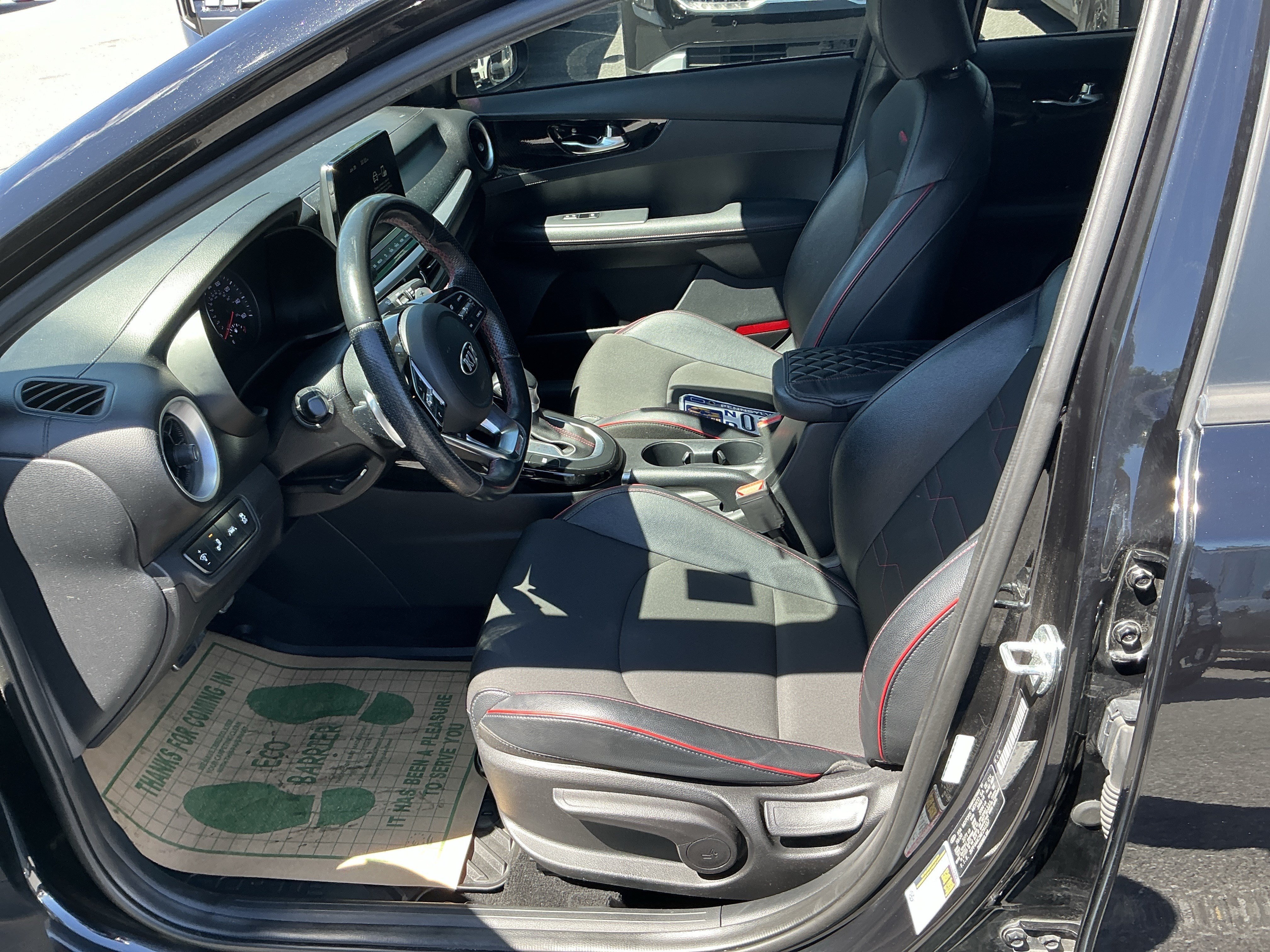 Used 2021 Aurora Black Kia GT image 15