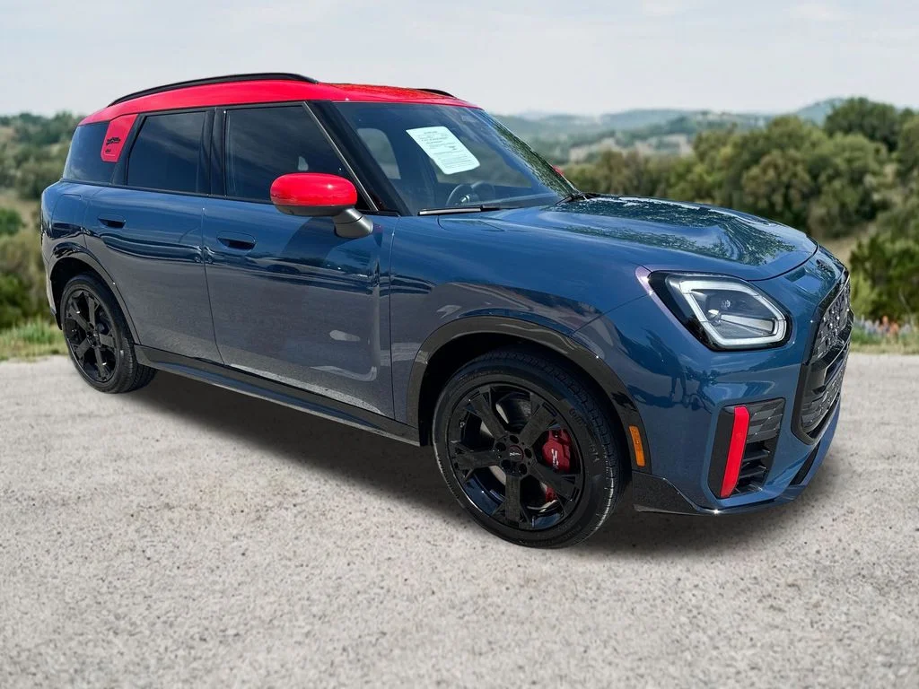 2026 MINI Countryman JCW ALL4's photo