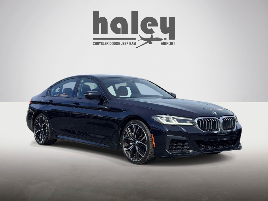 Used 2022 Black BMW 540i image 1