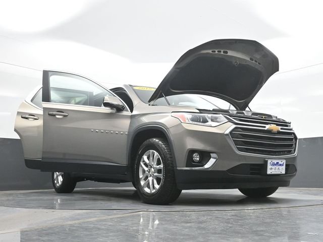 Used 2018 Gray Chevrolet LT image 32