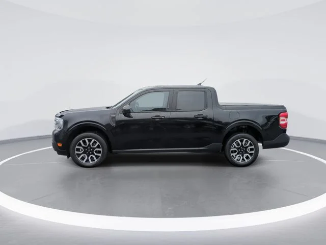 Used 2023 Black Ford Lariat image 5