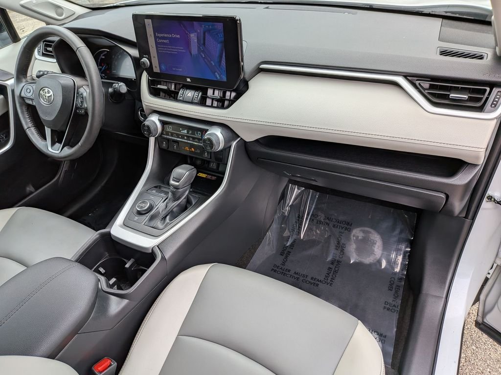 Used 2023 Beige Toyota XLE Premium image 33