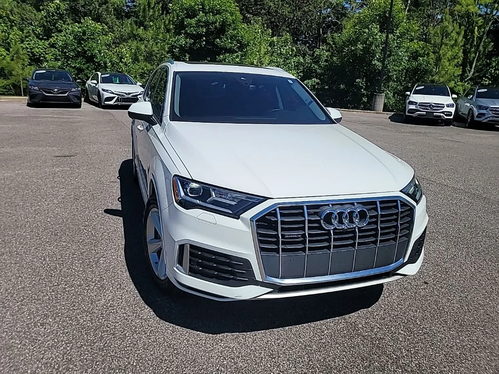 2022 Audi Q7 45 Premium quattro Tiptronic's photo