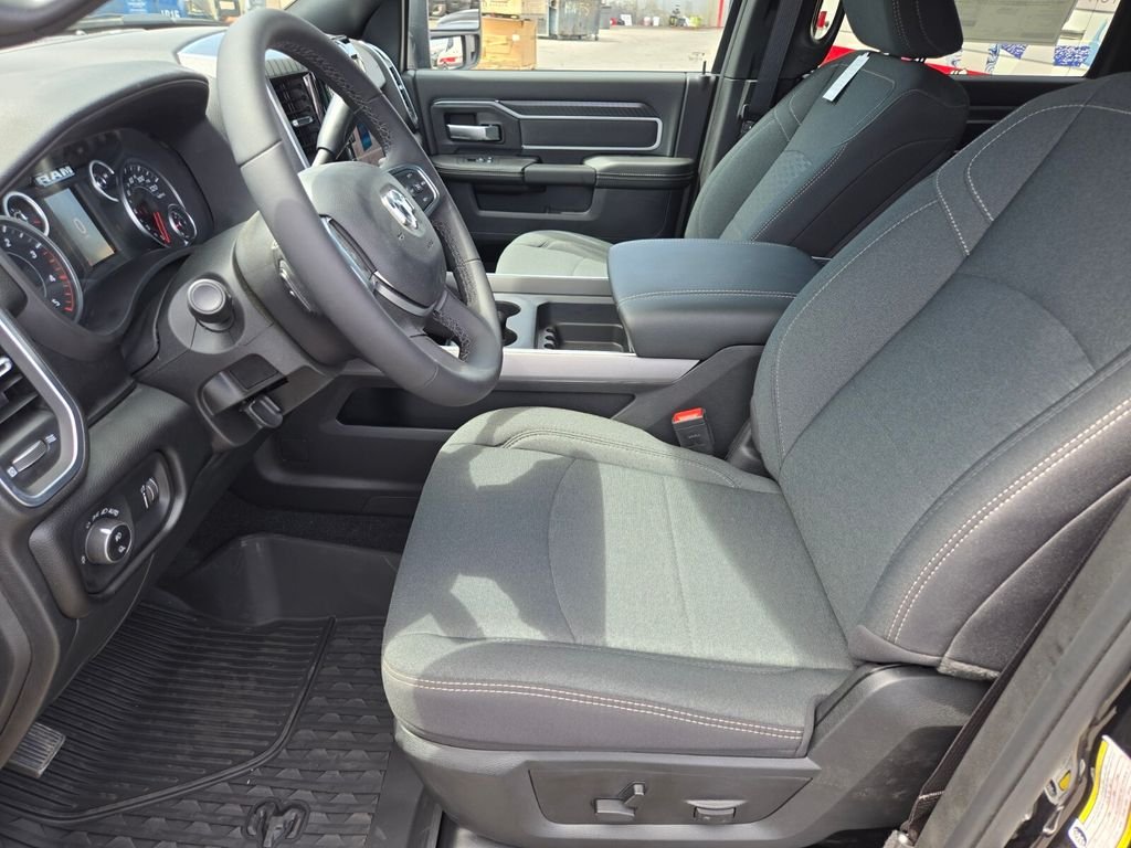 2025 RAM 2500 Big Horn - Photo 6