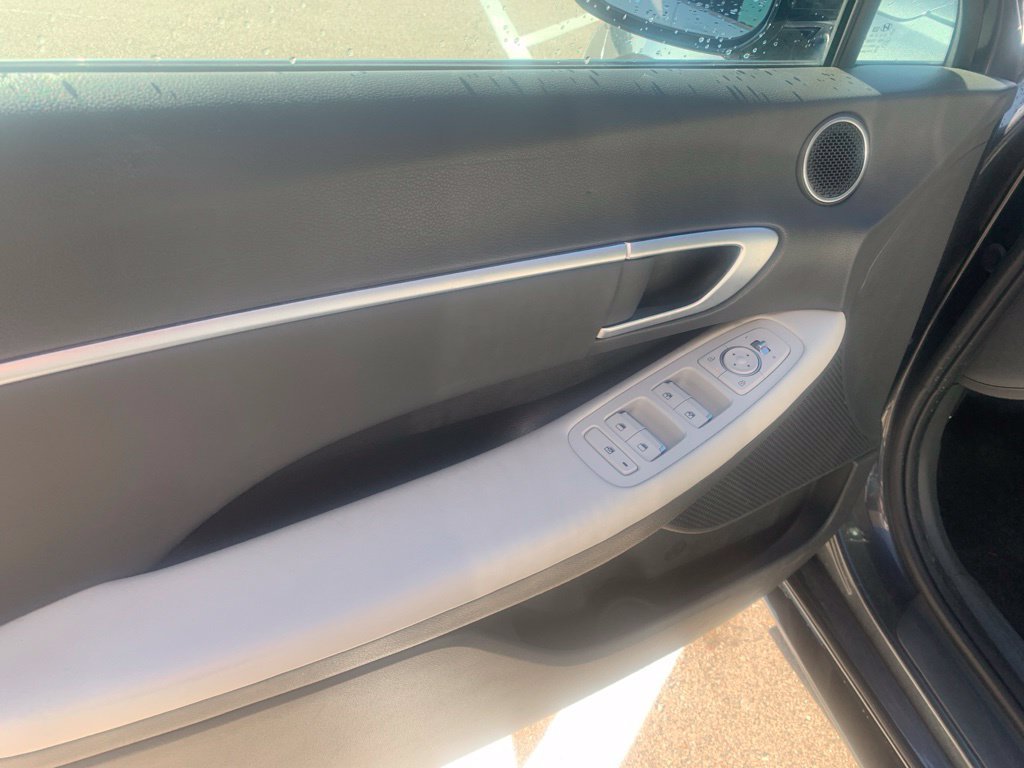 2025 Hyundai Sonata SEL - Photo 12
