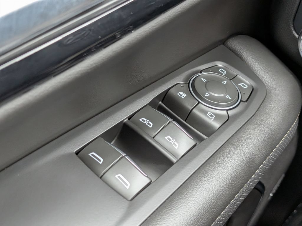 2025 Chevrolet Tahoe Premier - Photo 22