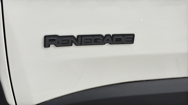 Used 2023 Alpine White Clearcoat Jeep Altitude image 37