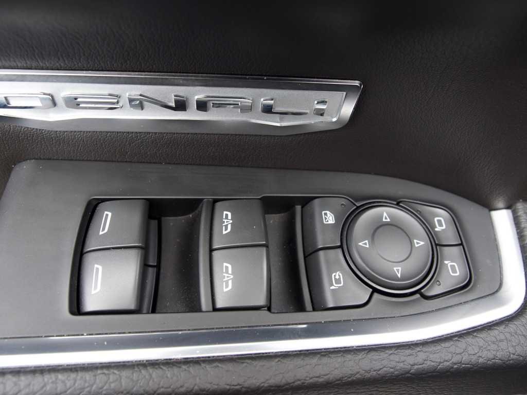 Certified Used 2023 Summit White GMC Denali image 21