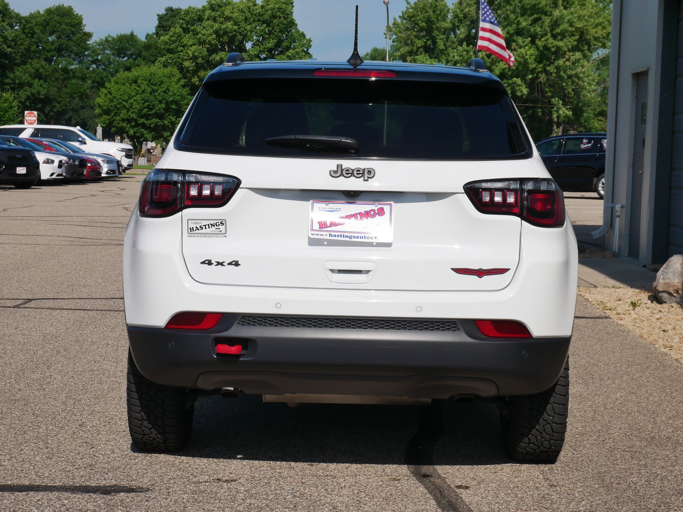 Used 2025 Bright White Clearcoat Jeep Trailhawk image 4