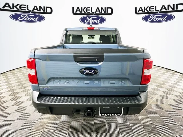New 2025 Gray Ford XLT image 5