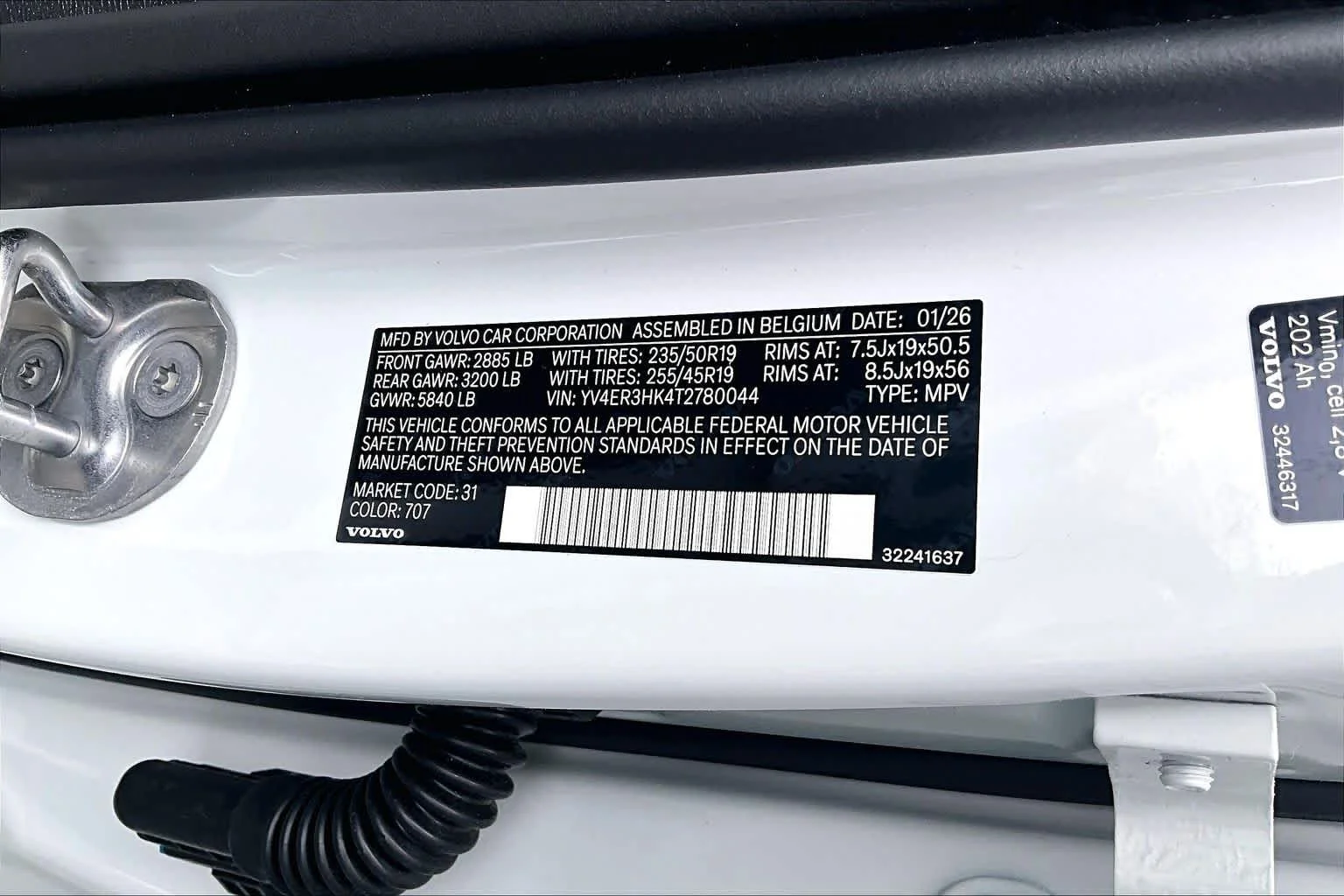 New 2026 WHITE Volvo Plus image 12