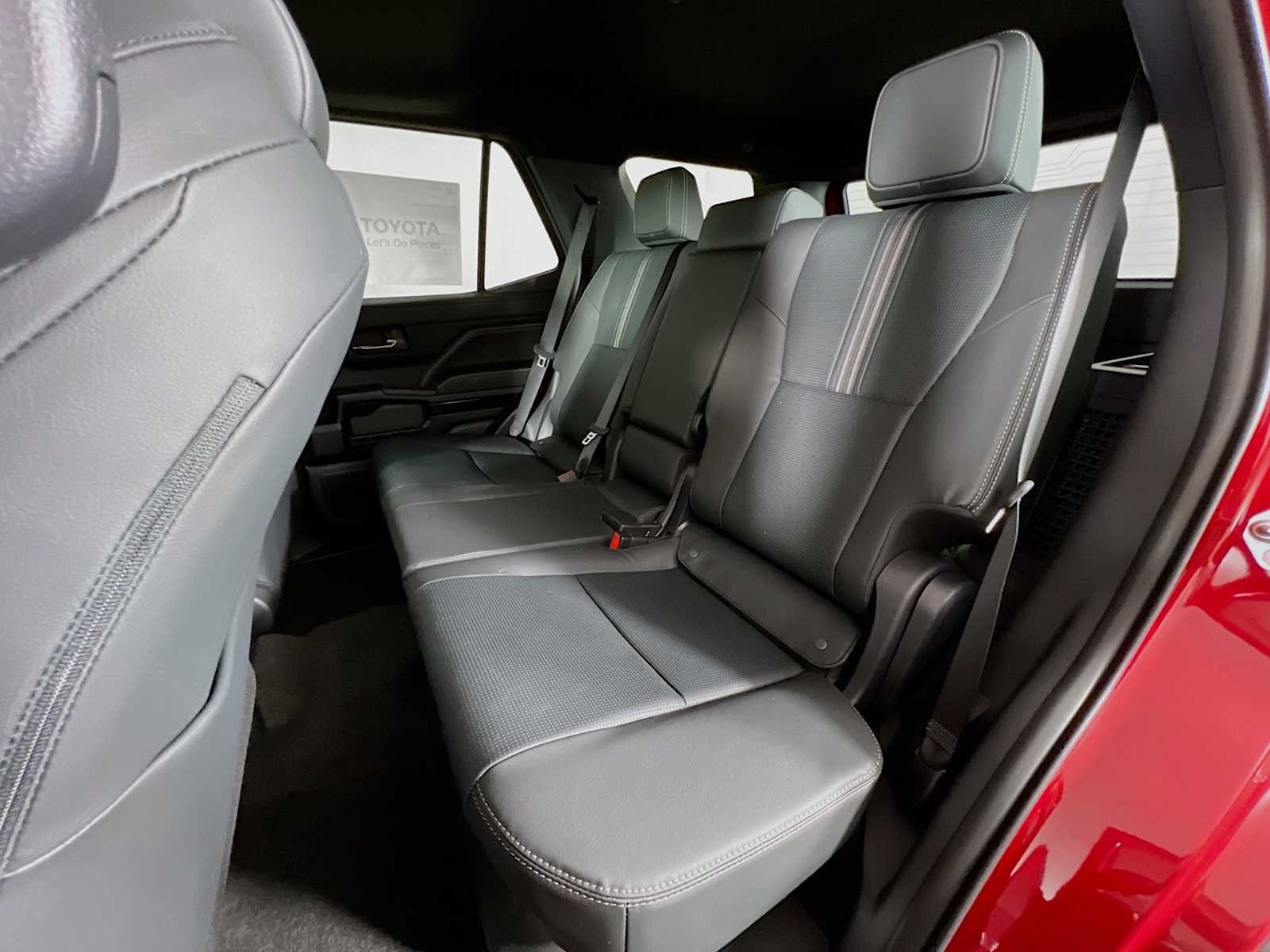 2026 Toyota 4Runner — photo 14