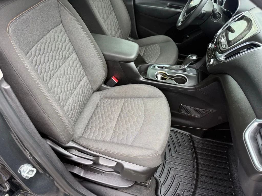 Used 2018 Gray Chevrolet LT image 53