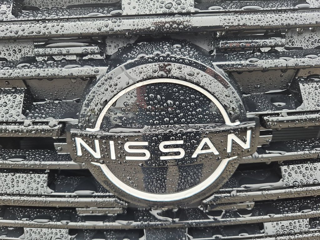 New 2026 Everest White Pearl TriCoat Nissan Dark Armor™ image 25