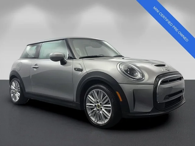 2024 MINI Cooper SE Electric Signature