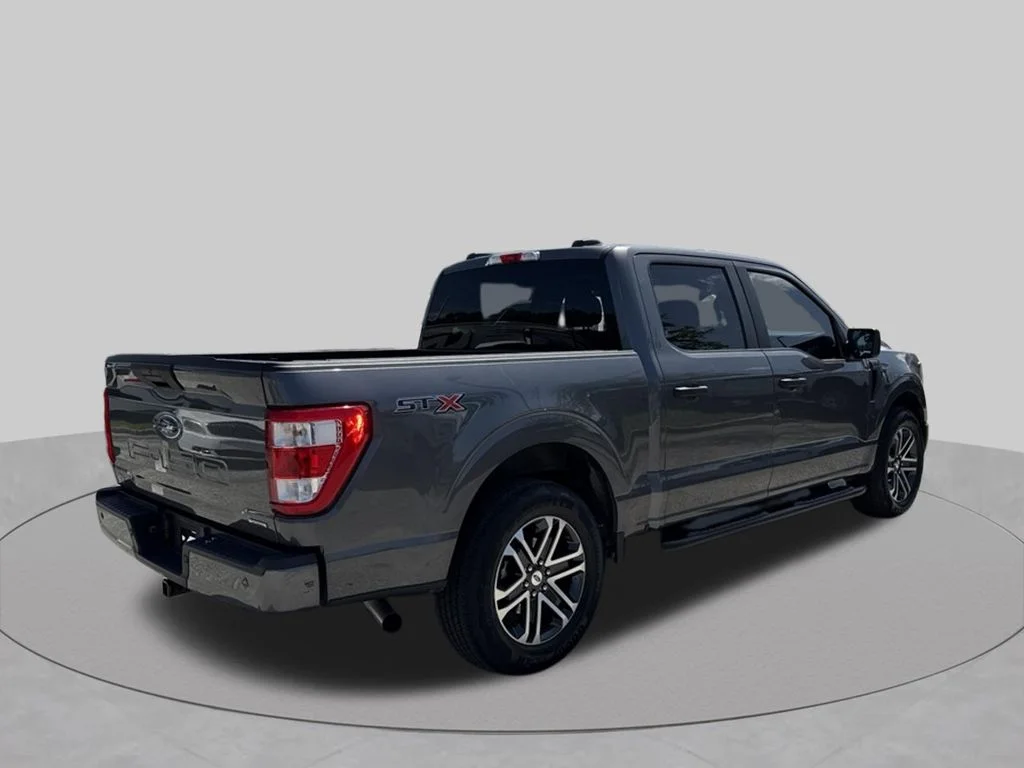 Used 2023 Gray Ford XL image 5