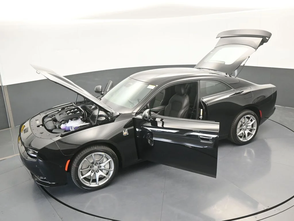 New 2026 Diamond Black Crystal Pearlcoat Dodge Scat Pack image 57