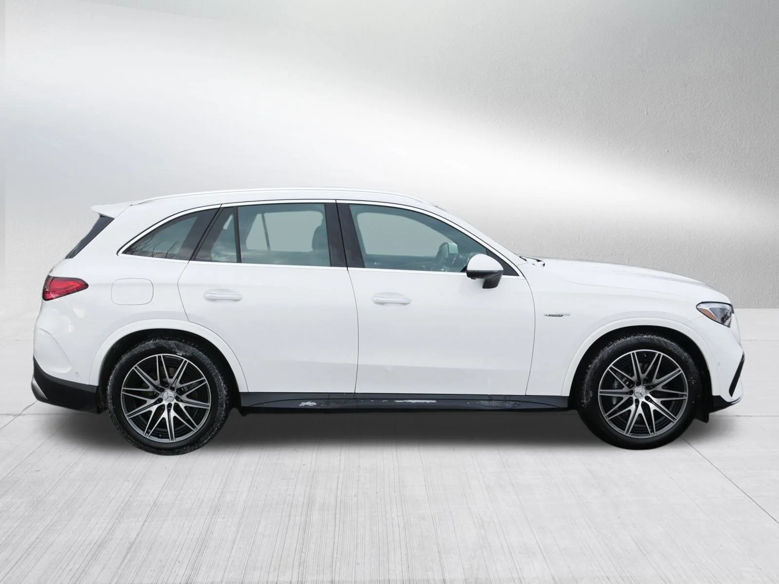 Used 2025 Polar White Mercedes-Benz AMG® GLC 63 S E Performance image 8