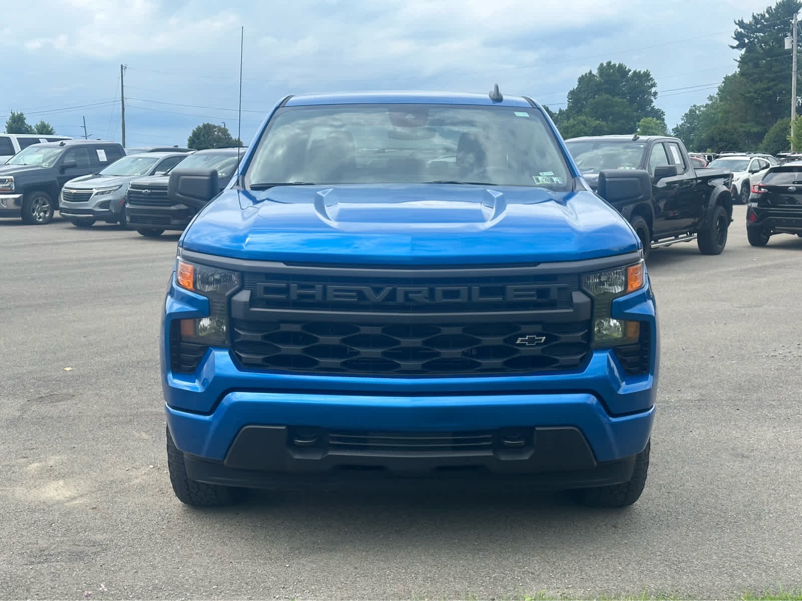 Used 2022 Glacier Blue Metallic Chevrolet Custom image 2