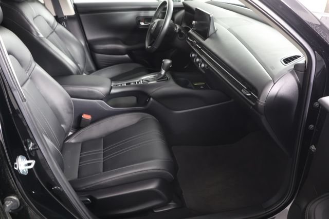 Used 2024 Crystal Black Pearl Honda EX-L image 25
