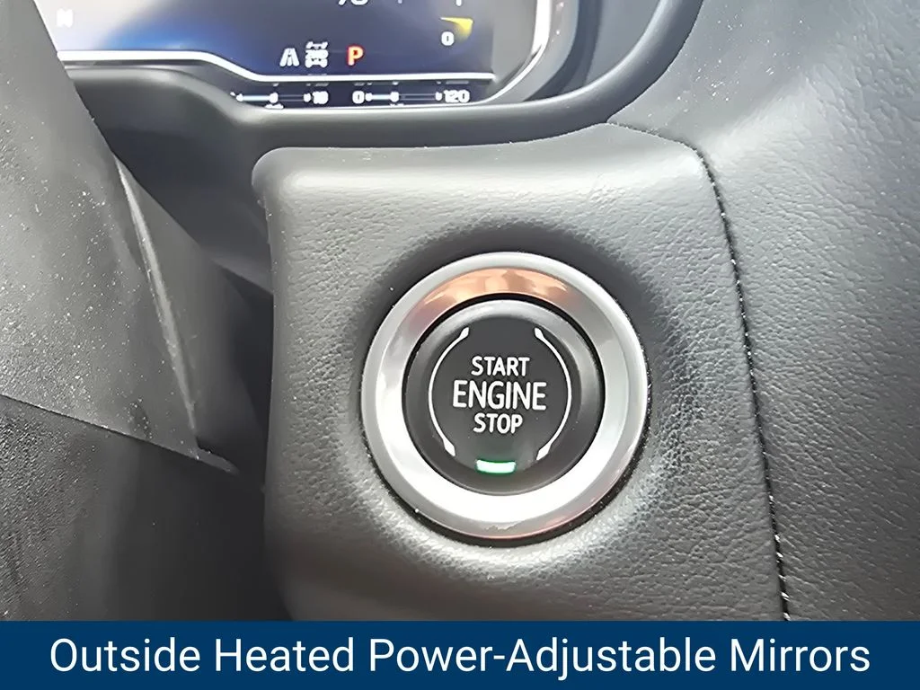 Used 2022 Gray Chevrolet Z71 image 31