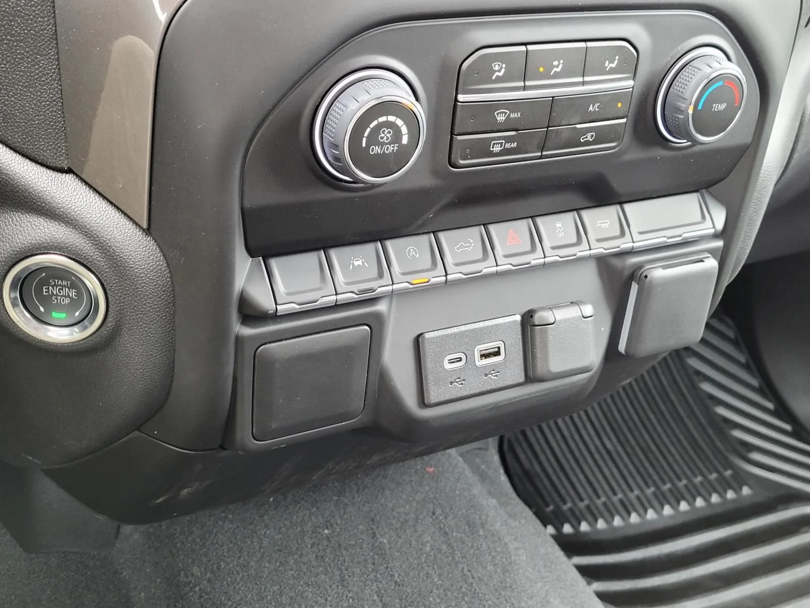 2026 Chevrolet Silverado 1500 Custom - Photo 18
