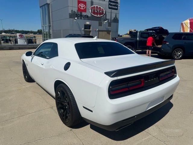 Used 2020 White Dodge R/T Scat Pack image 4