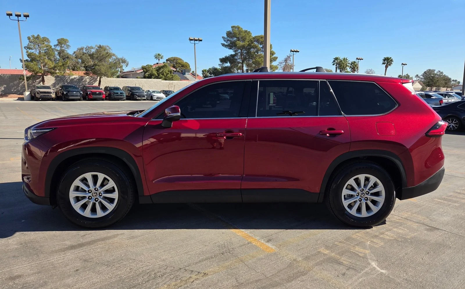 Used 2024 Ruby Flare Pearl Toyota XLE image 9