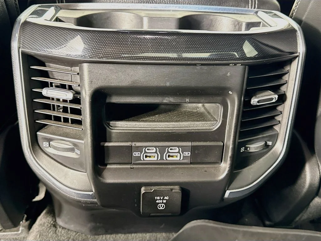 Used 2022 Silver Ram Laramie image 24