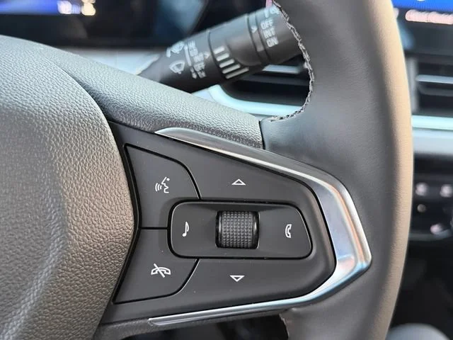 2026 Chevrolet Trax LT - Photo 18
