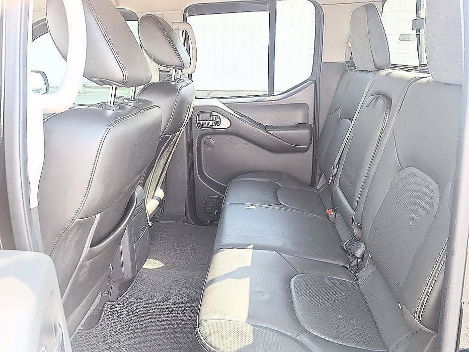 Used 2021 Magnetic Black Pearl Nissan PRO-4X image 12