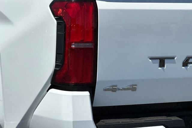 New 2026 Ice Cap Toyota  SR5 image 24