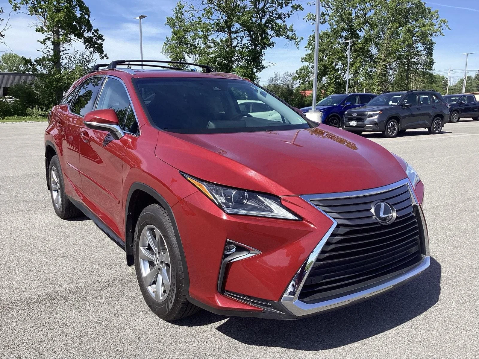 Used 2018 Matador Red Mica Lexus Base image 11