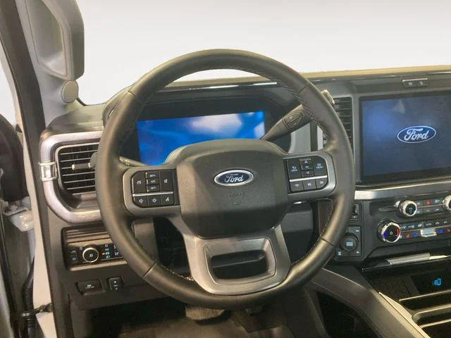Certified Used 2025  Ford Lariat image 12