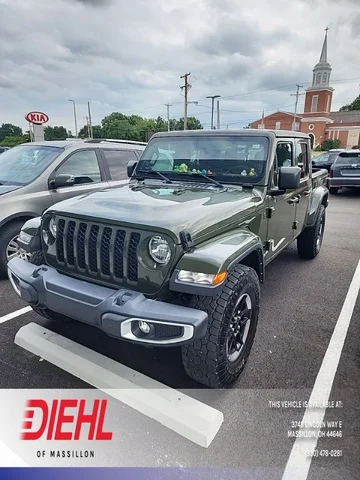 2022 Jeep Gladiator Sport