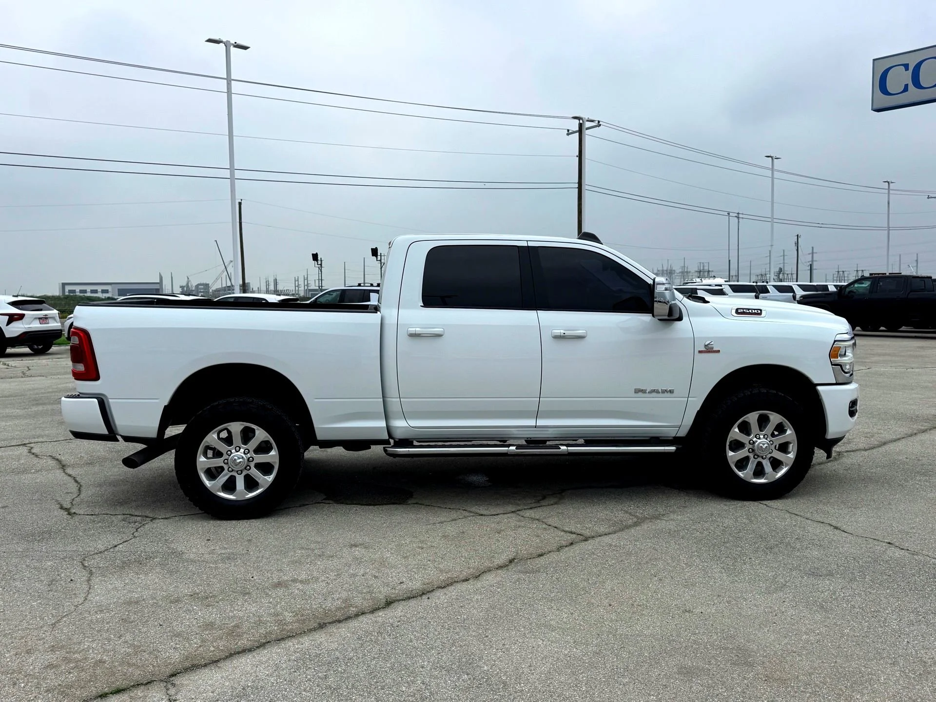 Used 2023 Bright White Clearcoat Ram Laramie image 6