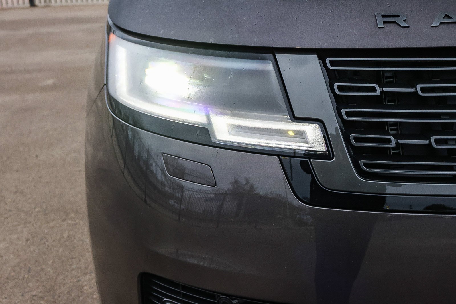 2026 Land Rover Range Rover SE - Photo 15
