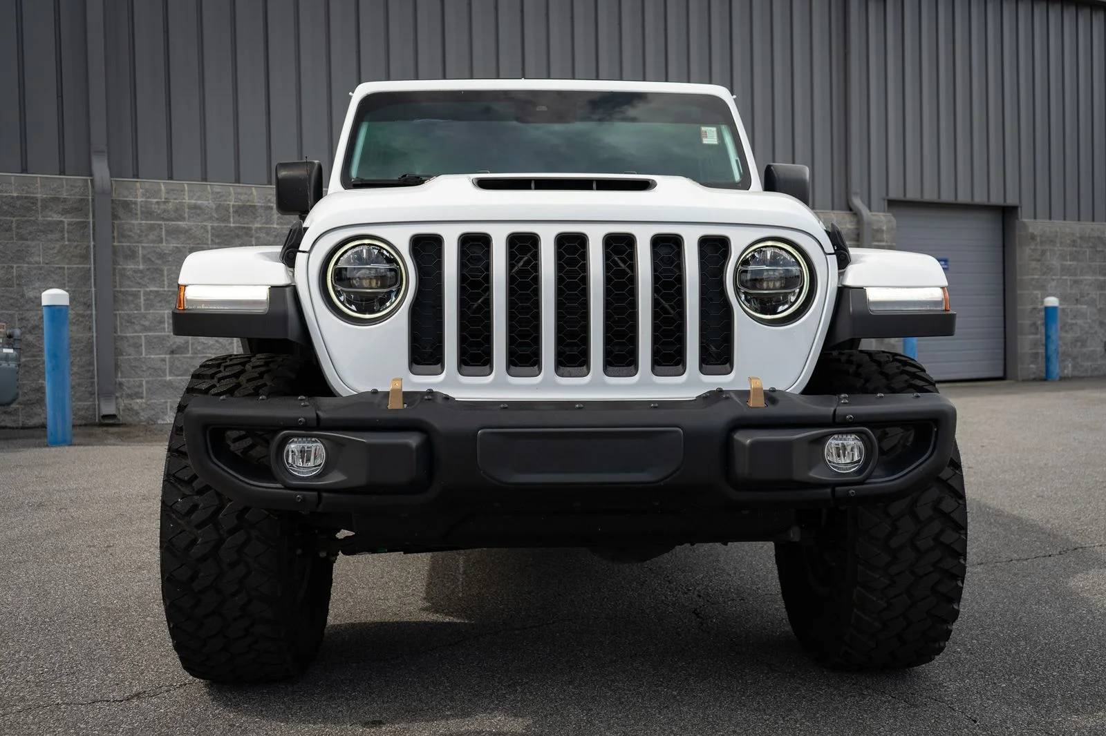 Used 2022 White Jeep Unlimited Rubicon 392 image 8